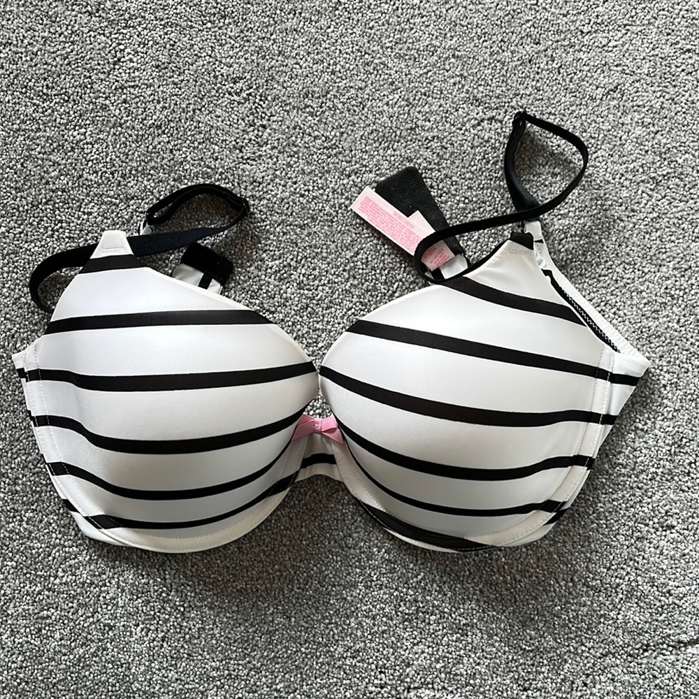 Victoria’s Secret Lightly-Lined Demi Bra